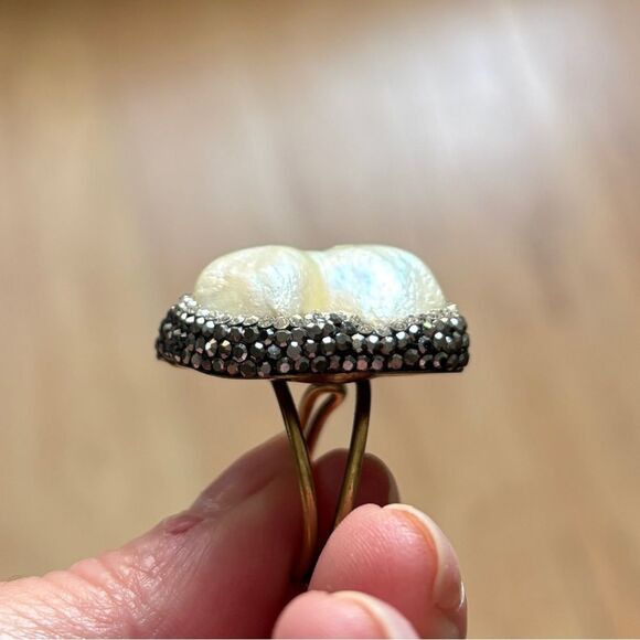 Vintage Statement Pearl Baroque Cocktail ring. - Picture 4 of 9